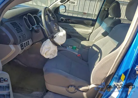 2010 Toyota Tacoma Double Cab z USA, uszkodzony, nr VIN 3TMLU4EN4AM050282